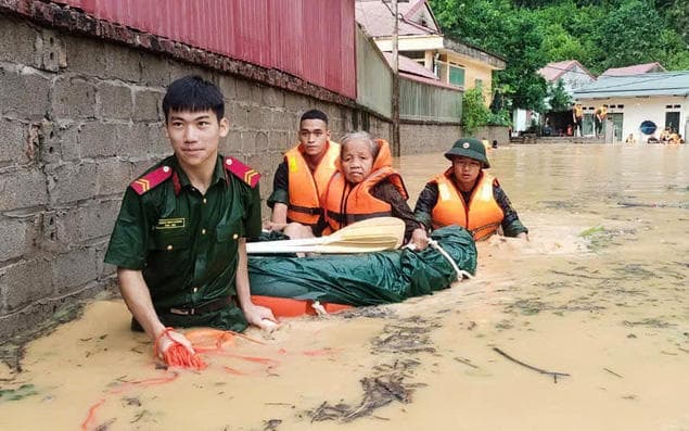 Bảo hiểm tăng bồi thường hàng ngàn tỉ, người dân đang báo thiệt hại người và tài sản