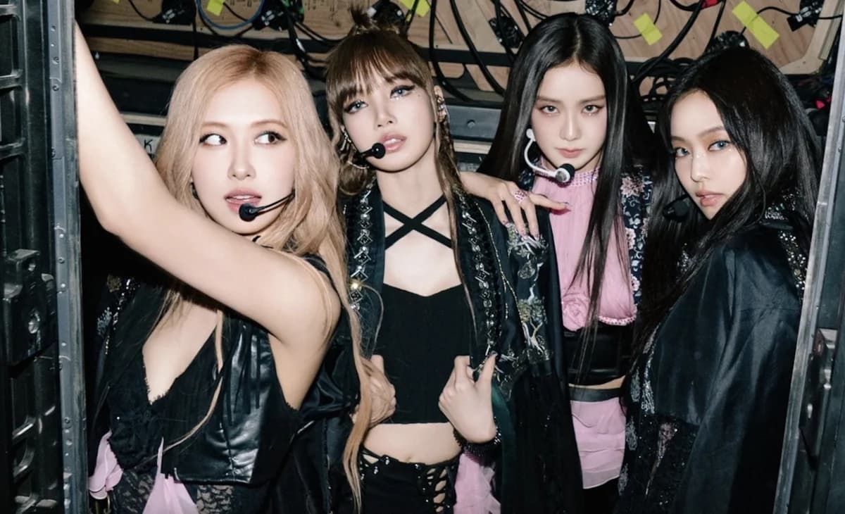 Học lỏm BLACKPINK cách lựa mắt kính phù hợp với 2 dáng mặt phổ biến