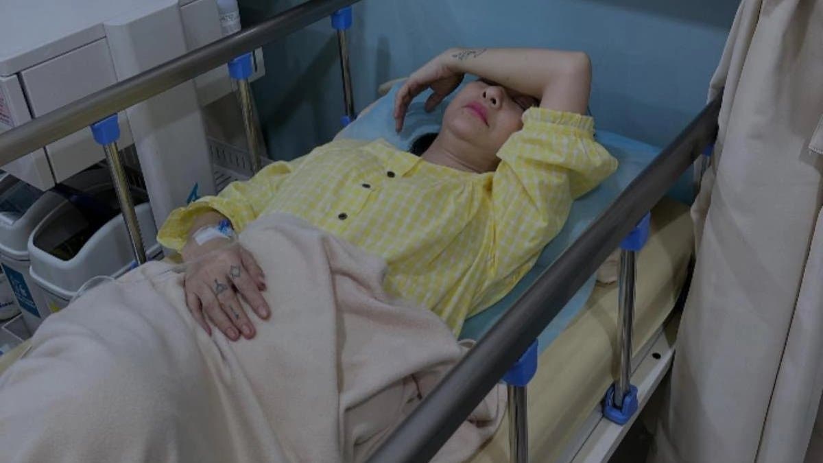 Cát Phượng tiều tụy nhập viện, 2 ngày li bì mê man vì mắc căn bệnh đáng lo