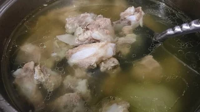 '1 thêm, 3 tránh' khi nấu sườn heo nhất định phải nhớ nếu muốn món ăn không tanh, mềm, ngọt, ngấm gia vị