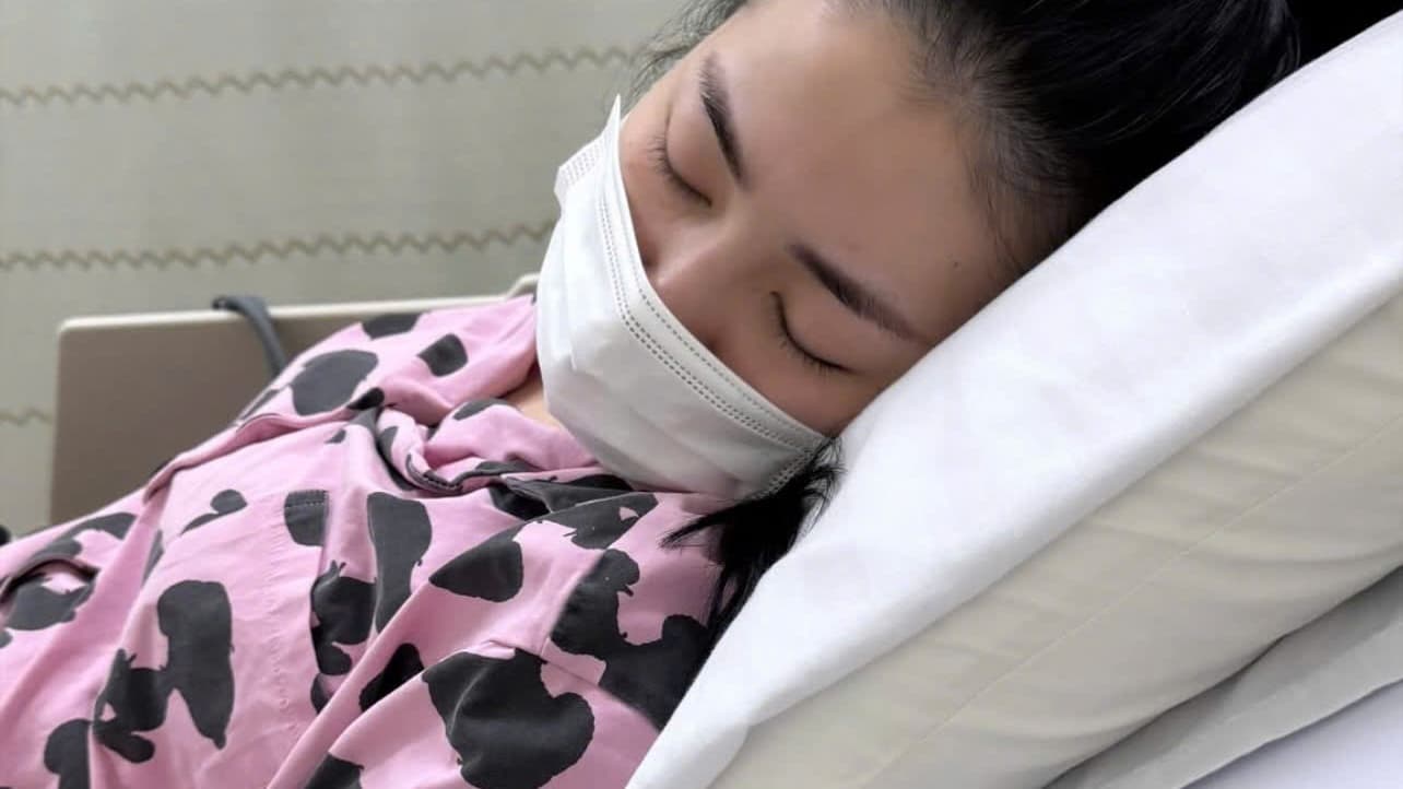 Phu nhân hào môn Vbiz kiệt quệ trên giường bệnh, thừa nhận đi cấp cứu nhiều hơn đi chơi