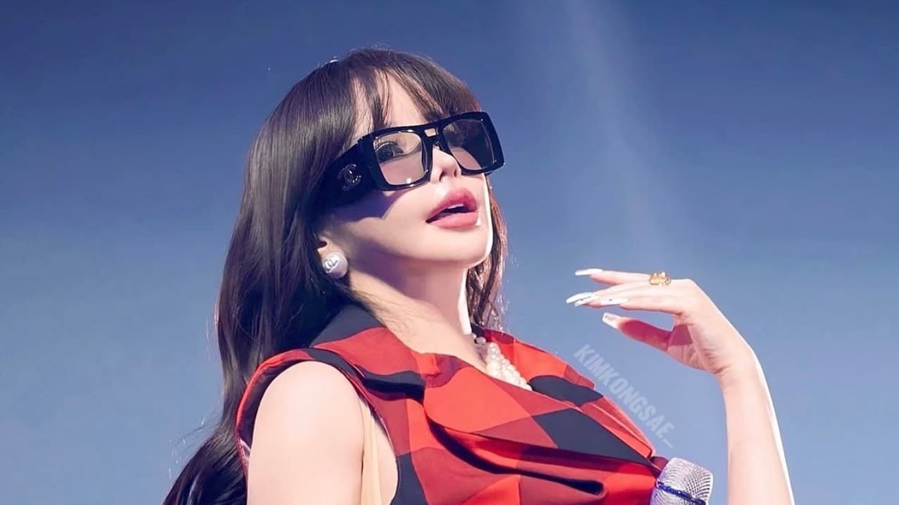 Hot nhất Naver: Park Bom (2NE1) đáp trả 'căng đét' trước ồn ào sửa mặt tới mức biến dạng!