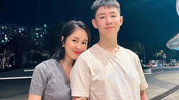 Mối quan hệ của con trai và chồng trẻ Lê Phương thế nào?