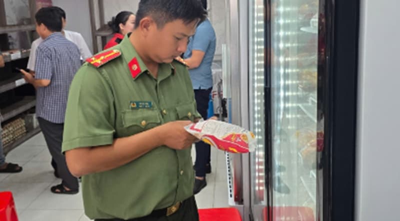 Vụ tố cửa hàng của C.P. Việt Nam bán thịt heo bệnh: Tỉnh Sóc Trăng vào cuộc kiểm tra