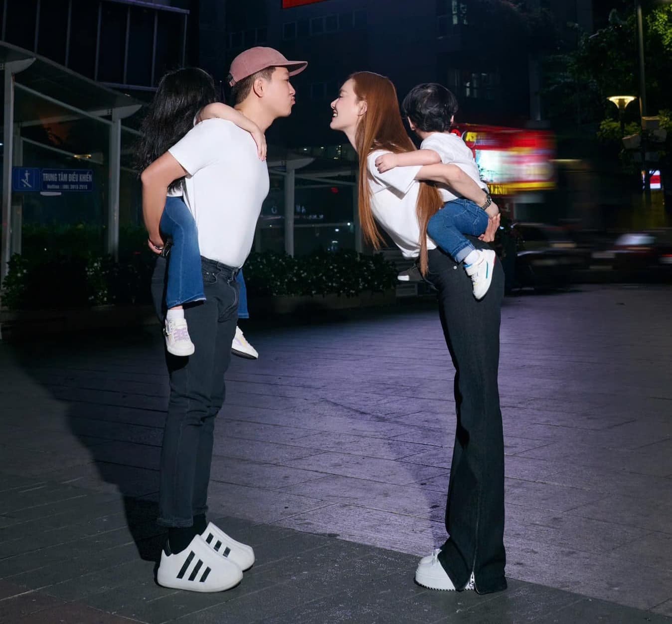 Nhã Phương xác nhận đang mang thai lần 3, Trường Giang vui quá nên sai 1 thông tin cực quan trọng!