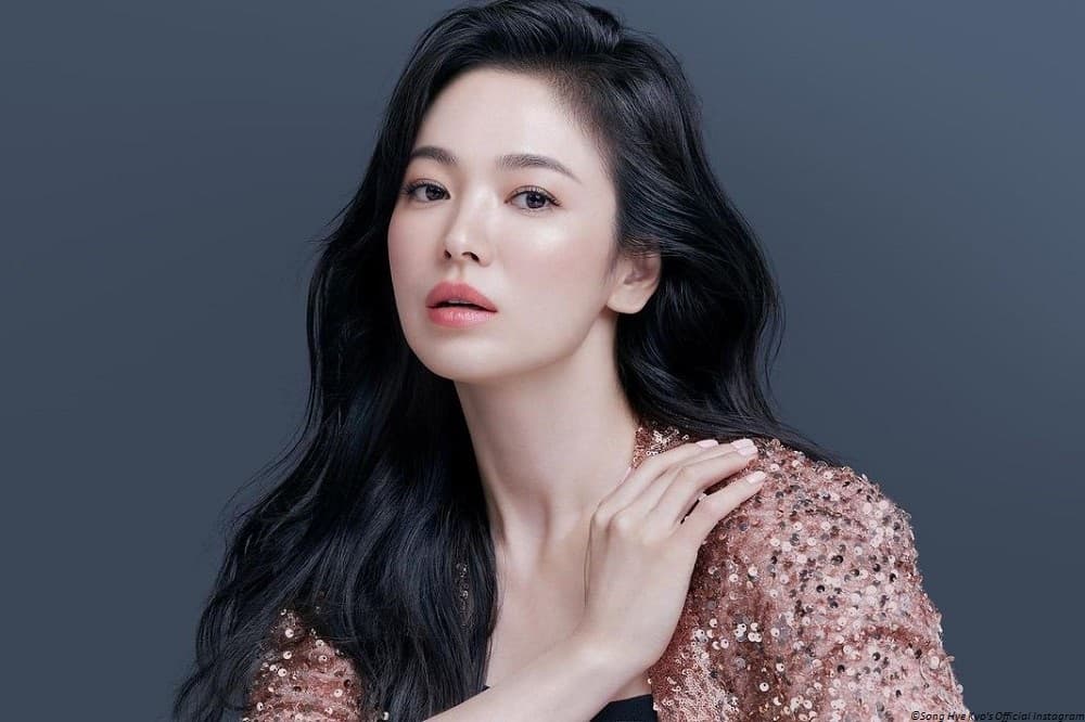Song Hye Kyo bị tố yêu sách cỡ này: 10h đêm còn hành xác nhân viên ngược xuôi làm 1 chuyện nghe muốn xỉu ngang?