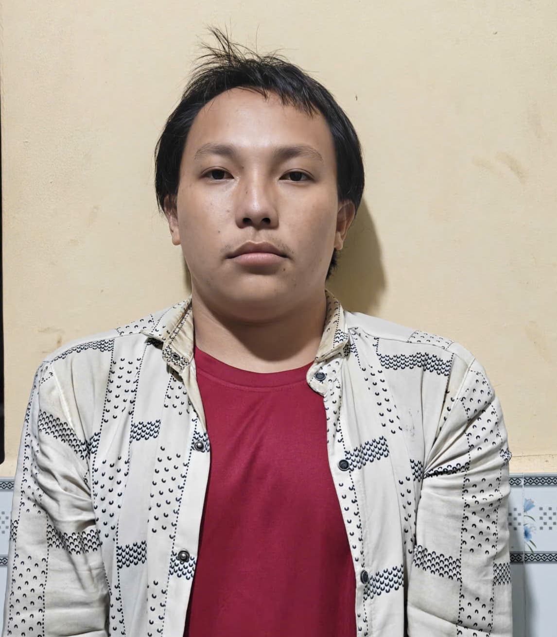 Bắt khẩn cấp Trương Văn Vũ, SN 1999: Tưới xăng đốt người bán ve chai vì... tiếng rao