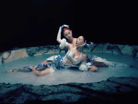 Màn collab bất ngờ nhất đầu năm 2026 gọi tên chị em Minh Hằng - Tóc Tiên